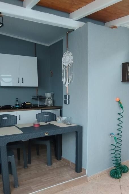 Spartines Home Вотси Экстерьер фото